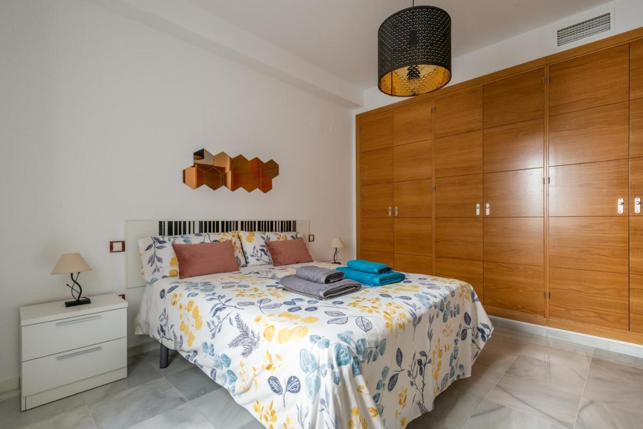 First Floor Near Macarena Church Sevilla Exterior foto