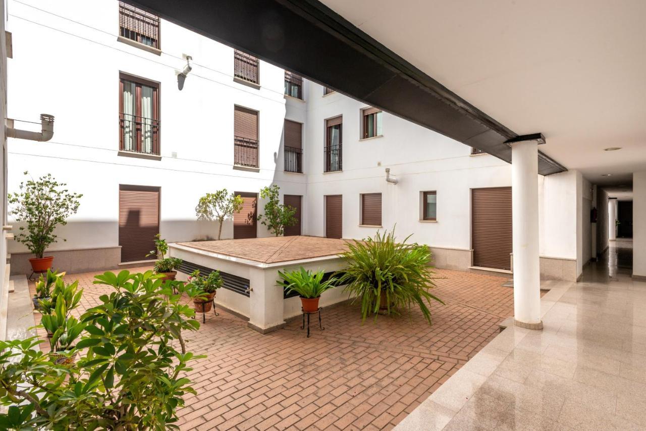 First Floor Near Macarena Church Sevilla Exterior foto